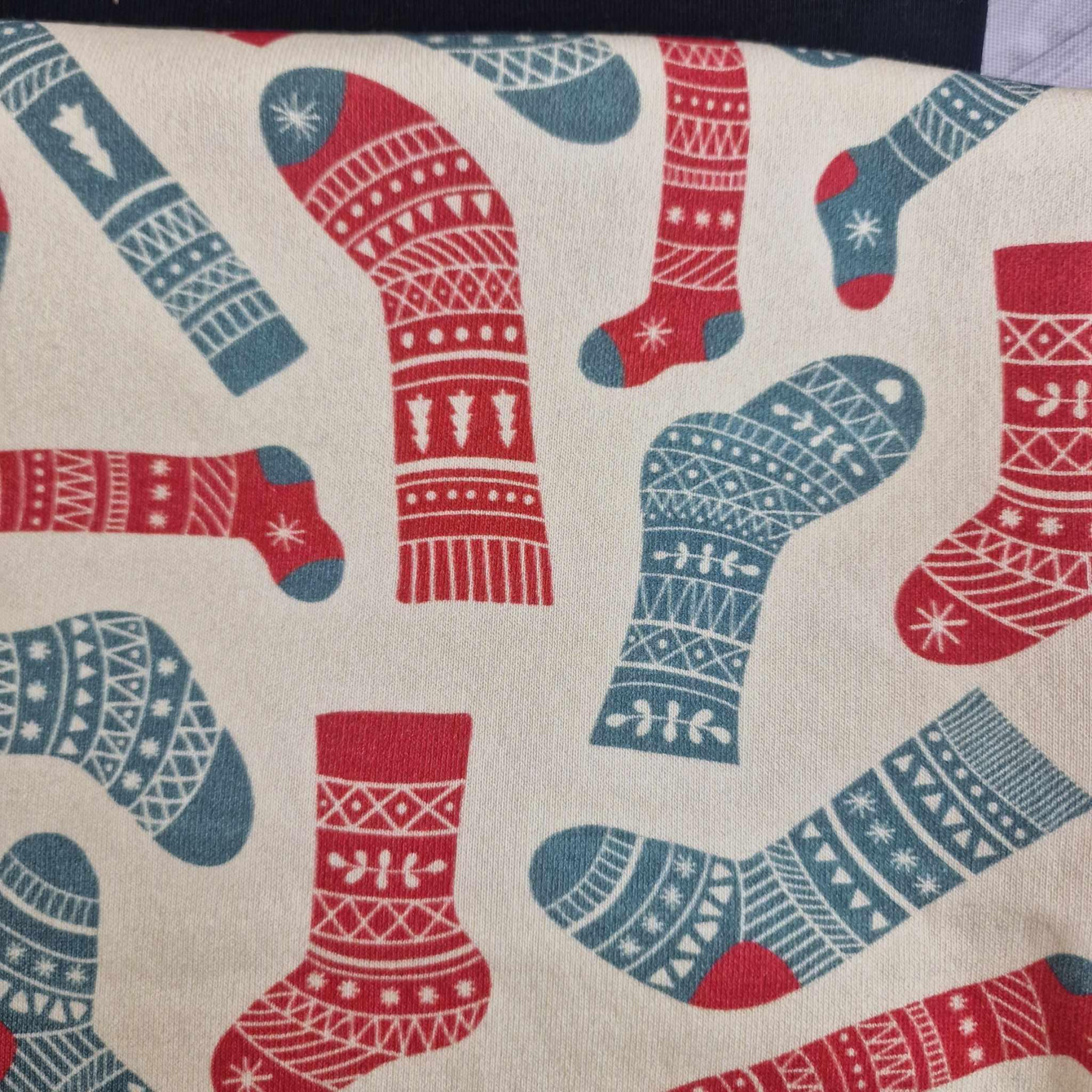 PACKAGE 24 - THICK KNITTENS MIX