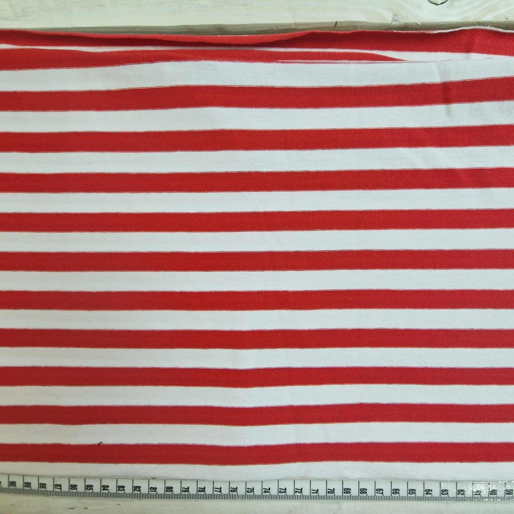 WHITE AND RED STRIPES 1CM X 1CM - t-shirt with elastan TE210