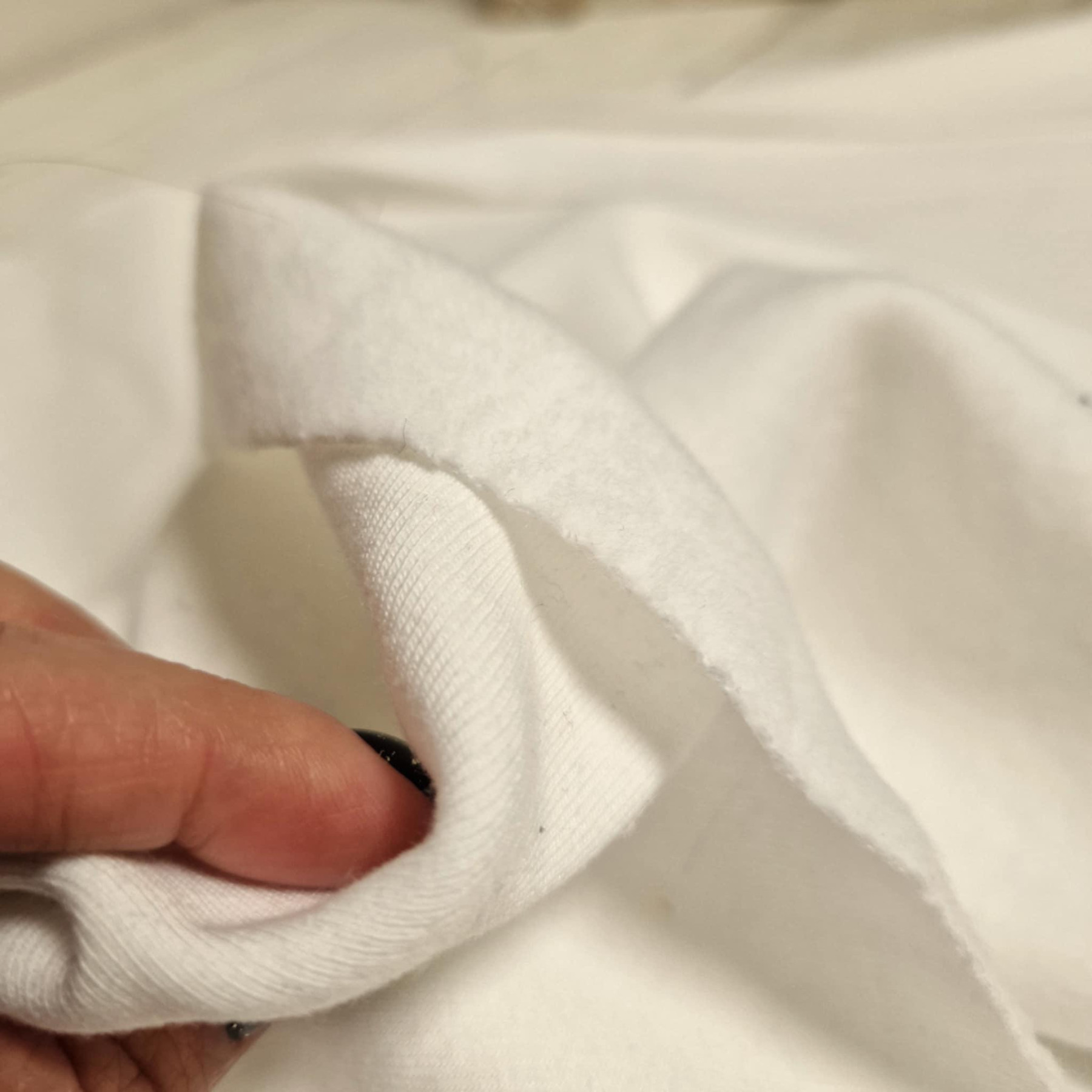 Thick brushed sweatshirt D300 - Cloud Dancer/ ECRU (D-02) 