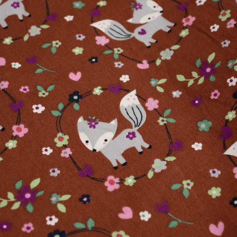 FOXES (wreaths) / brick - POPLIN 100% cotton 