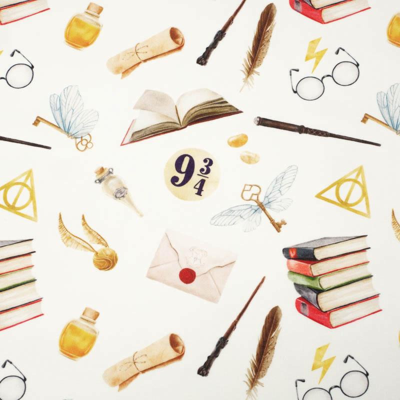 MAGIC WORLD pat. 1 (MAGIC SCHOOL) - looped knit fabric