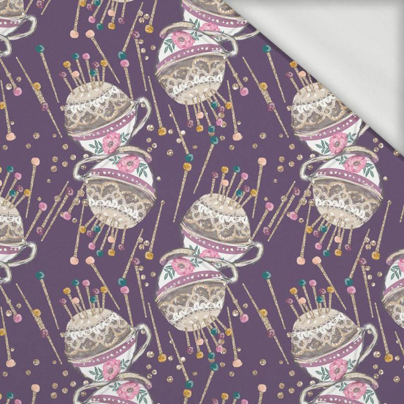 GOLDEN PINCUSHION - looped knit fabric