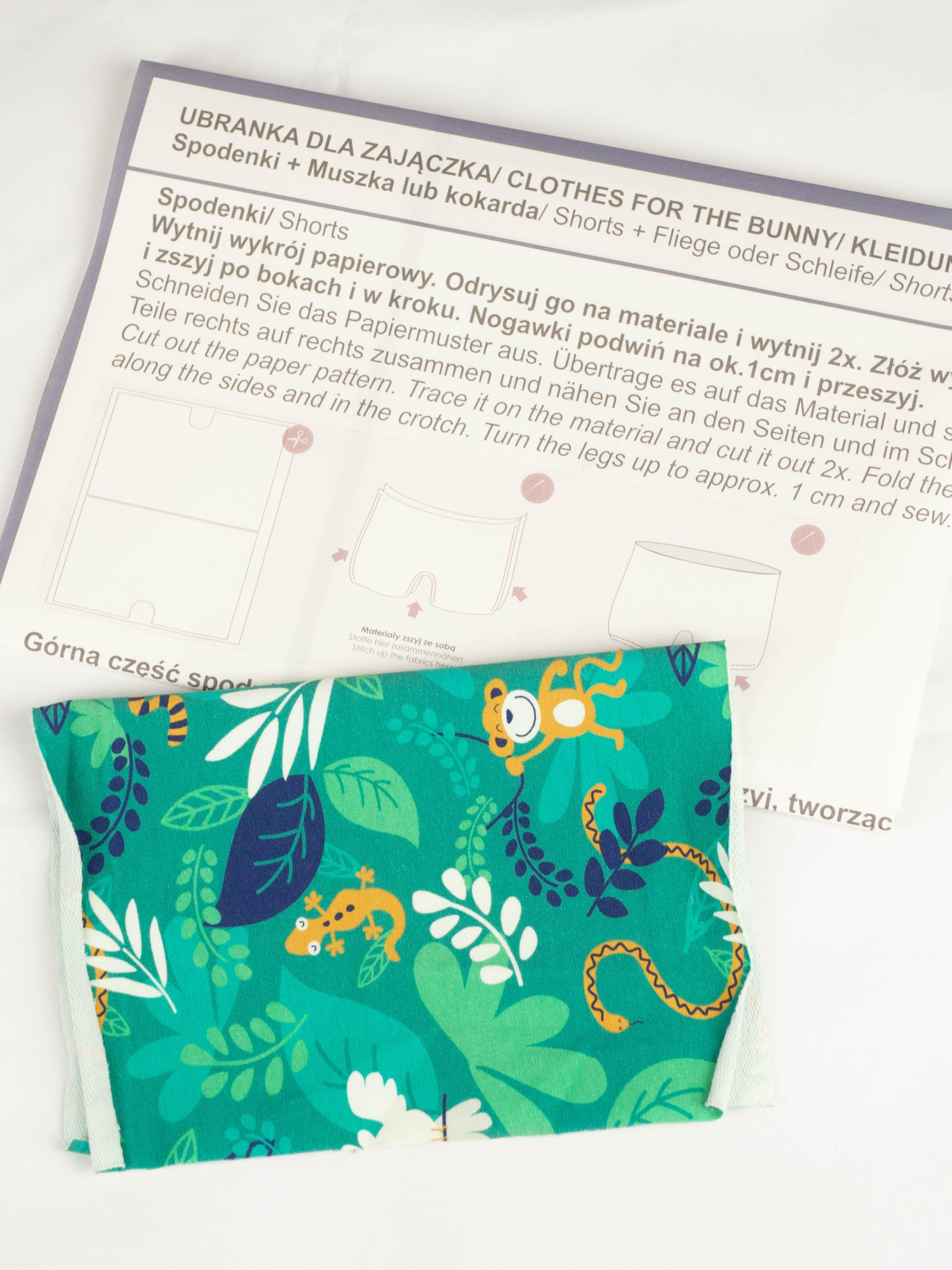 SHORTS + BOW TIE FOR BUNNY - JUNGLE / animals - sewing set
