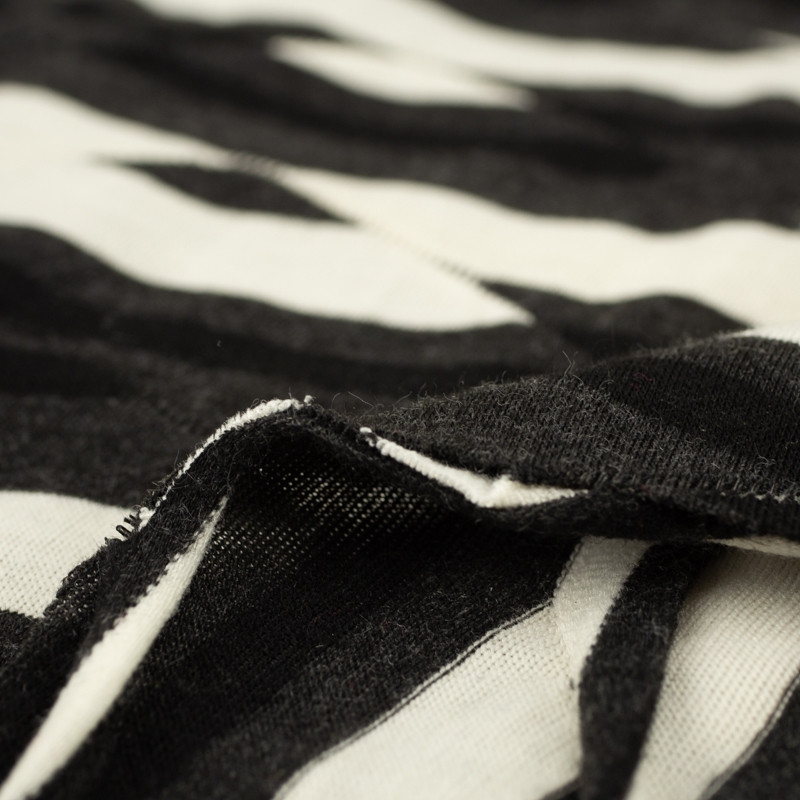 WAVES 3D / ecru - Single jersey with lockstitch