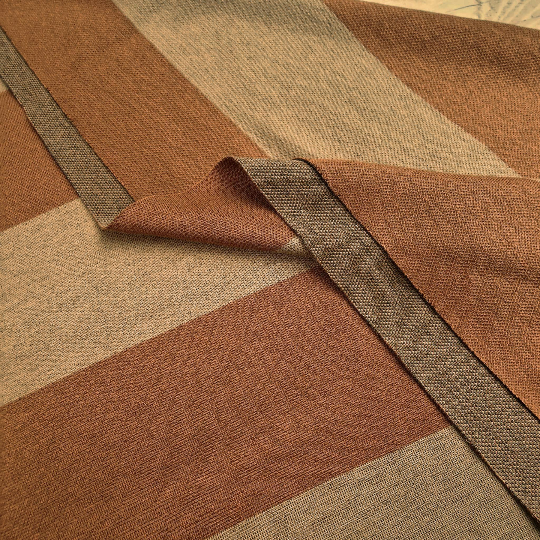 stripes / caramel - jacquard