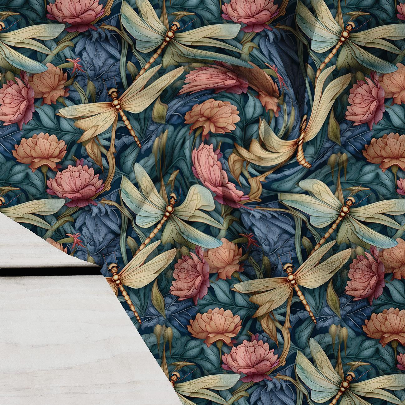 Butterfly & Flowers wz.11 - Crepe