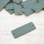 Hand Made label - pin 1,5x4 cm - grey-blue