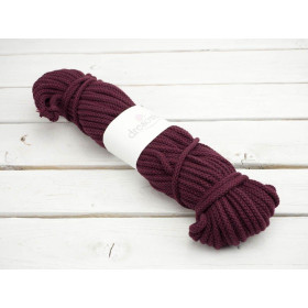 Strings cotton hank 8mm- maroon