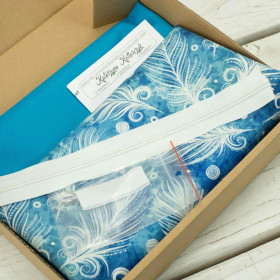 NAPPY CASE - WHITE FEATHERS / blue