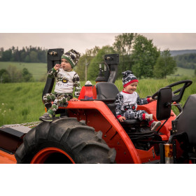 TRACTORS / green