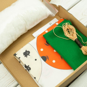 Pumpkin garland / red - sewing set