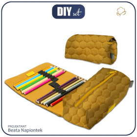 YOGI pencil case - HONEY / honeycomb velour