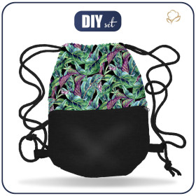 GYM BAG WITH POCKET - MINI LEAVES AND INSECTS PAT. 1 (TROPICAL NATURE) / black - sewing set