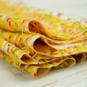 COLORFUL FLOWERS / yellow - viscose woven fabric