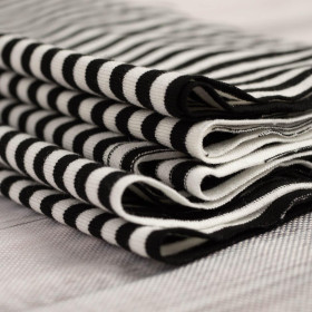 STRIPES WHITE / BLACK 0,5cm x 0,5cm - Viscose jersey