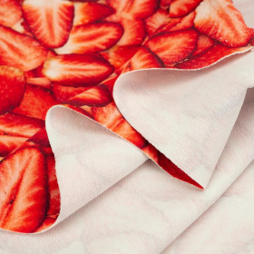 STRAWBERRIES - looped knit SP250