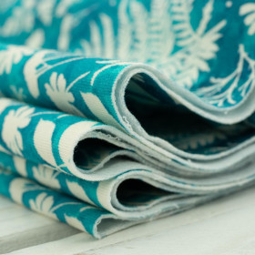 VANILLA FERNS - looped knit