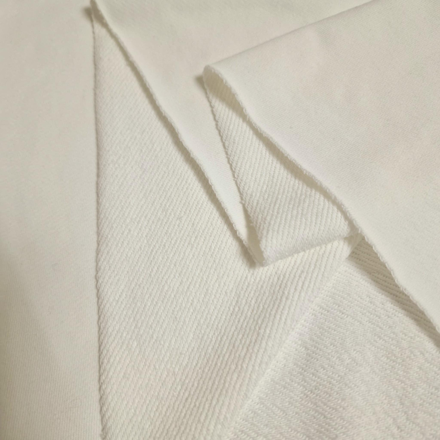 Diagonal-French Terry 340g - Cloud Dancer/ ECRU (D-02)