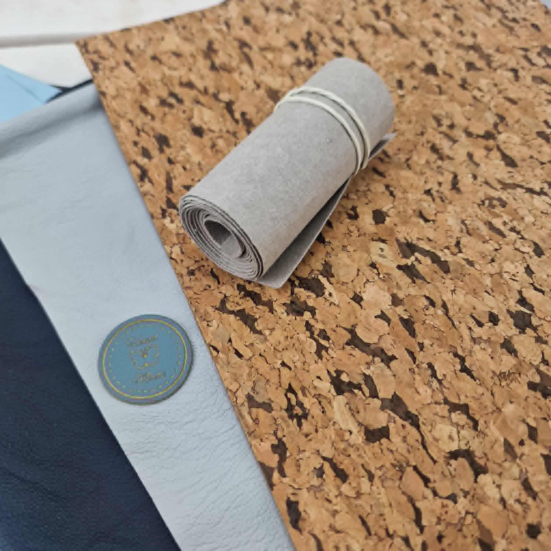 Paket mit Kunstleder (Skai) M.7