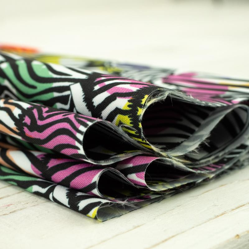 47cm REGENBOGEN ZEBRAS Mst. 2 - schnelltrocknende Webware