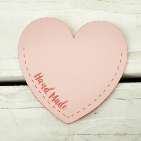 Große dekorative Brusttasche aus Kunstleder Herz "Hand Made" links - blass rosa