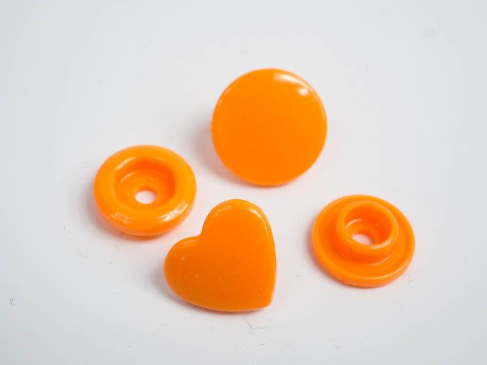 Patentky KAM srdce 12mm - oranžové 10 sad