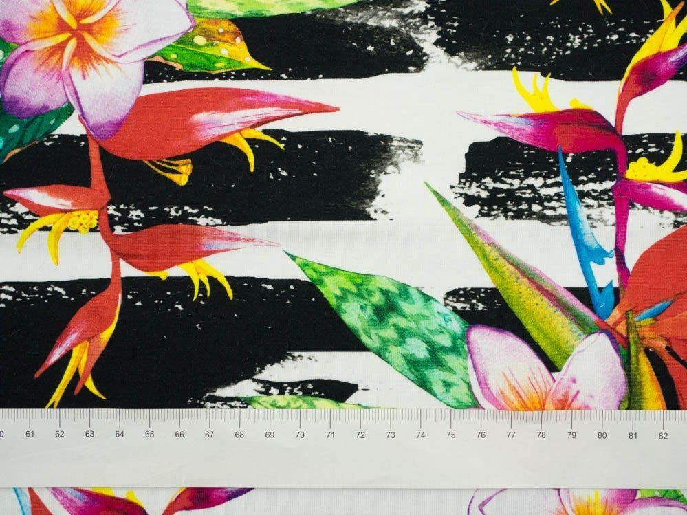 KWIATY NA ZEBRZE - Jersey wiskozowy WE210