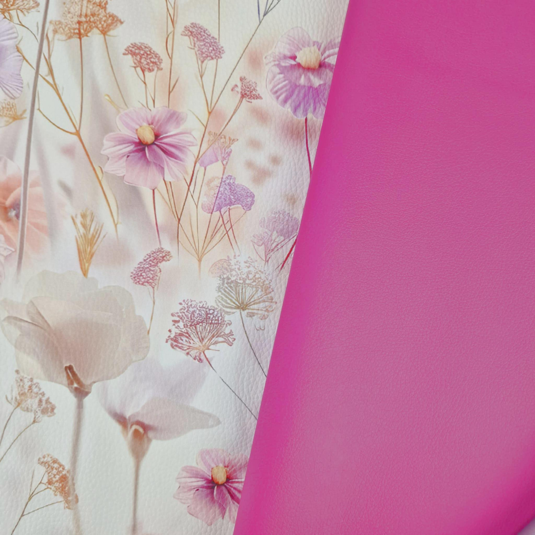 FUKSJA  (46 cm x 50 cm) - ekoskóra matowa