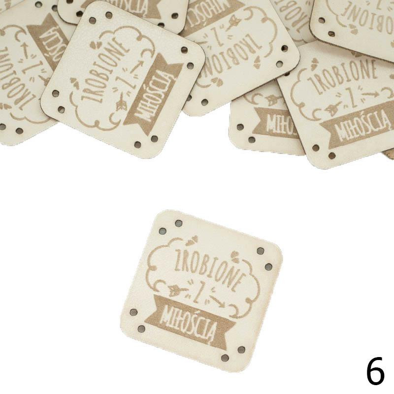 Metka ''ZROBIONE Z MIŁOŚCIĄ'' 3x3cm - kolory do wyboru 