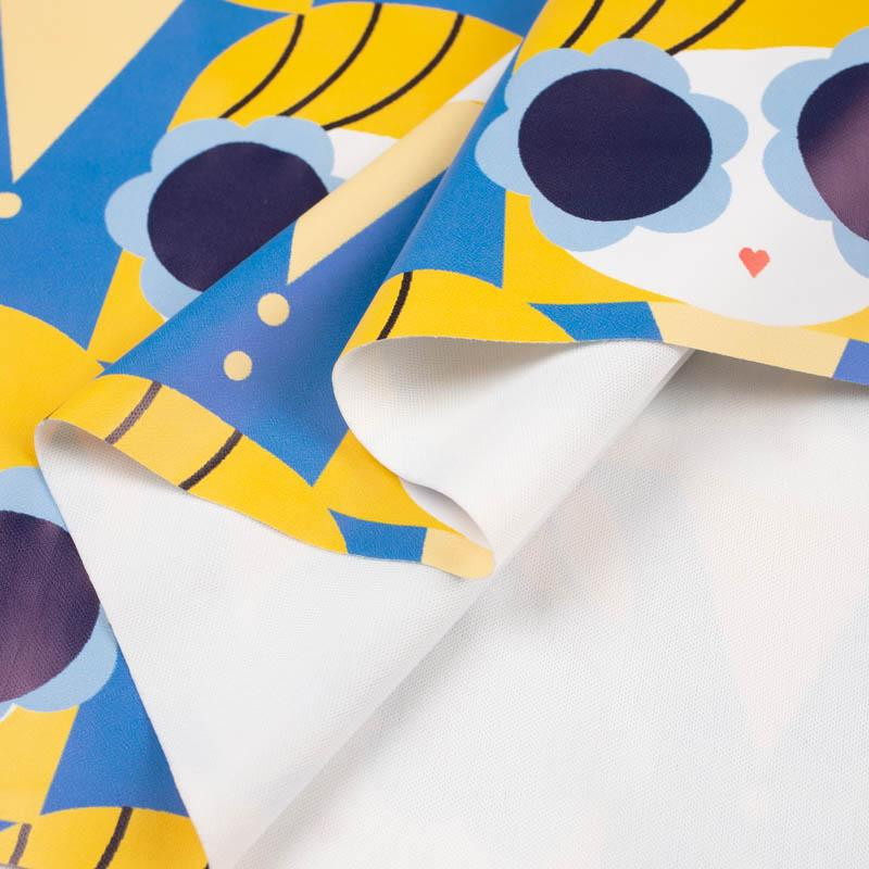 DZIEWCZYNKA W OKULARACH / żółty (YELLOW) - Materiał na peleryny przeciwdeszczowe   