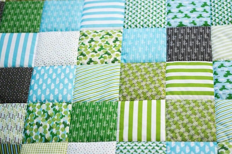 KOCYK PATCHWORK - DINOZAURY