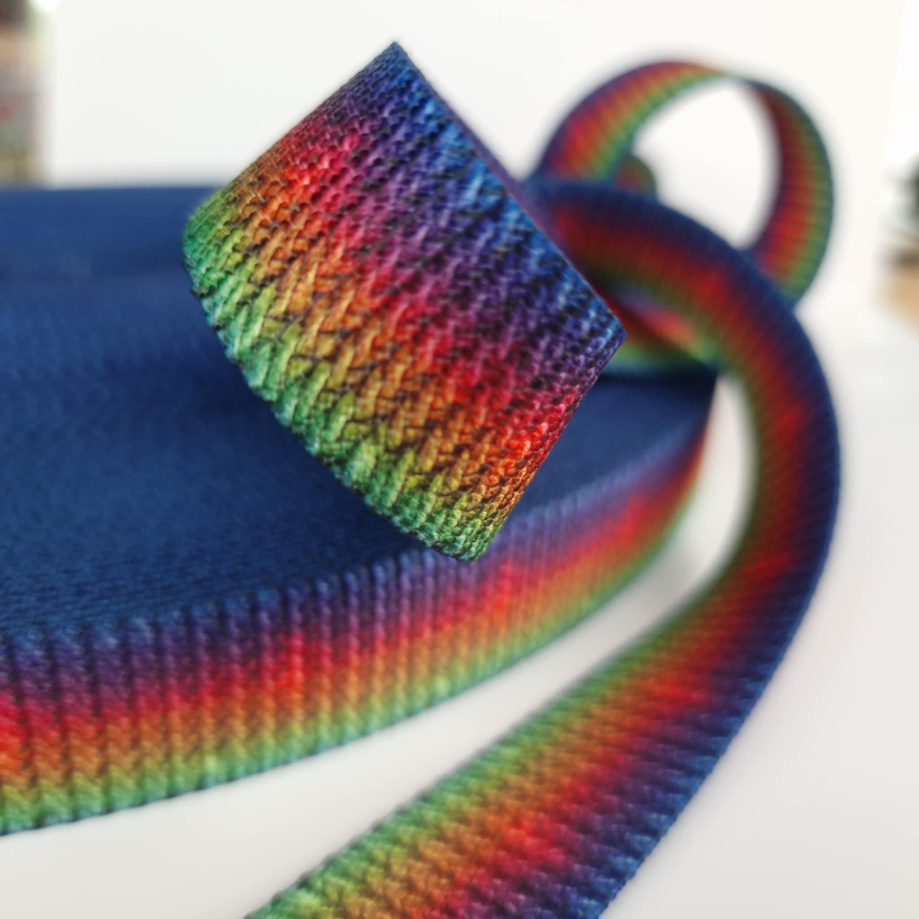 Taśma nośna parciana 25mm - Rainbow