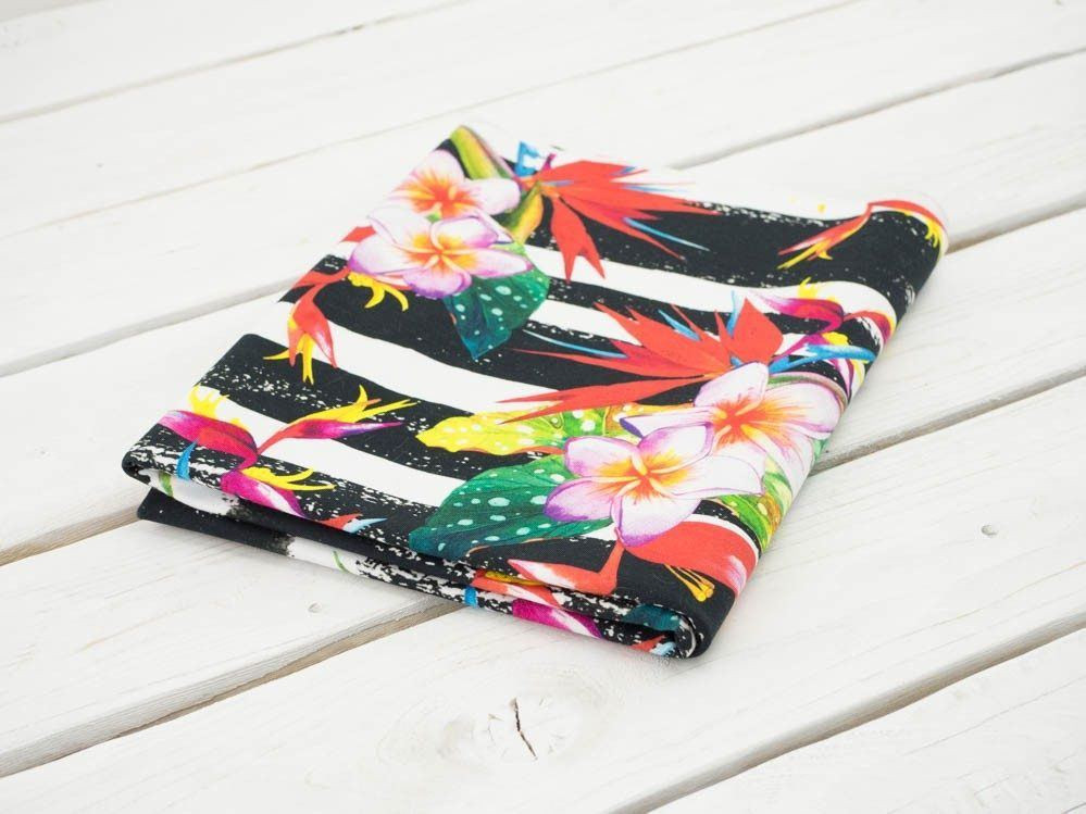 KWIATY NA ZEBRZE - Jersey wiskozowy WE210