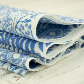 NIEBIESKIE PAPROTKI (CLASSIC BLUE) - Drelich bawełniany