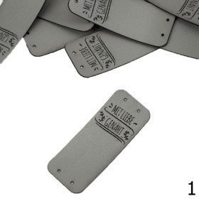 Metka boczna „MIT LIEBE GENÄHT” 2x5 cm - kolory do wyboru 