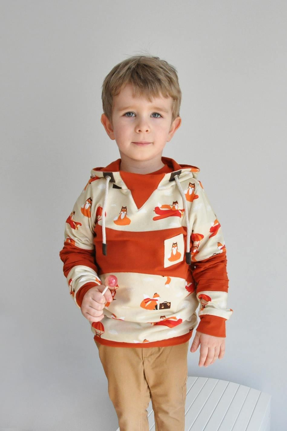 FOXES ON THE JOURNEY / sand - Viscose jersey WE210