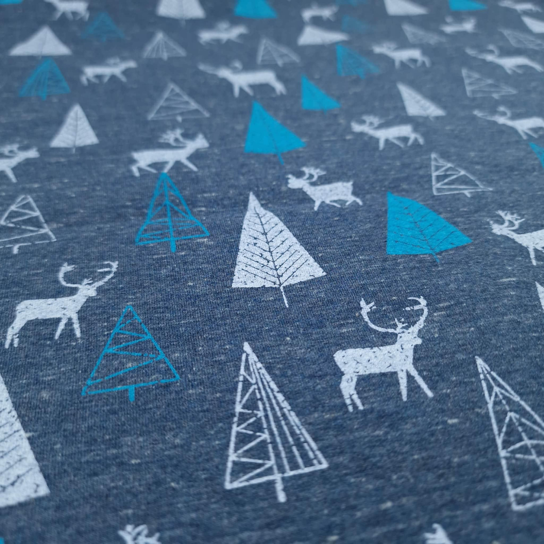 TURQUOISE REINDEERS / jeans - looped knit fabric