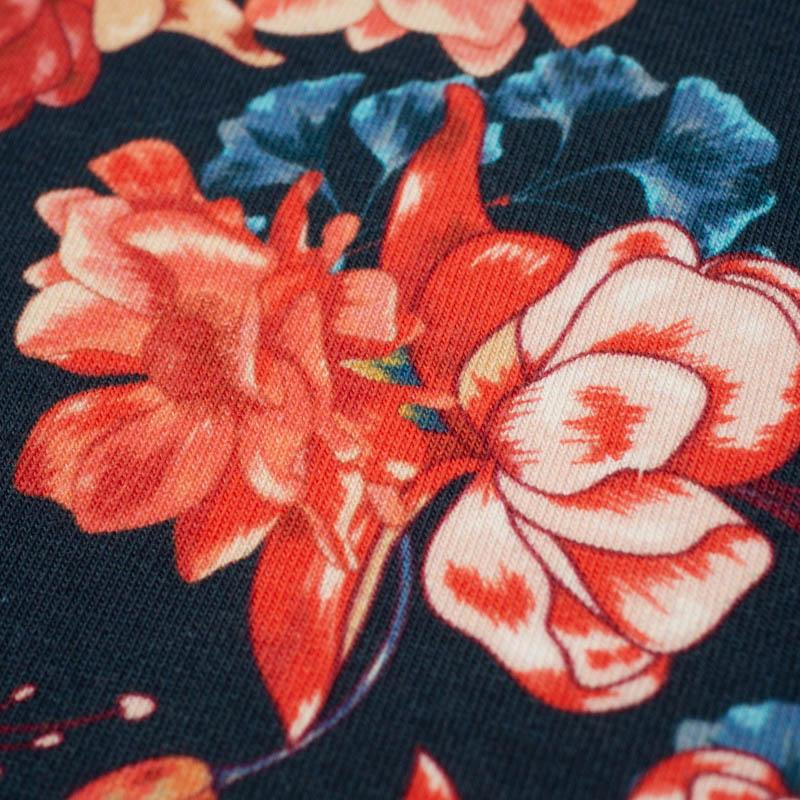 RED PEONIES (RED GARDEN)