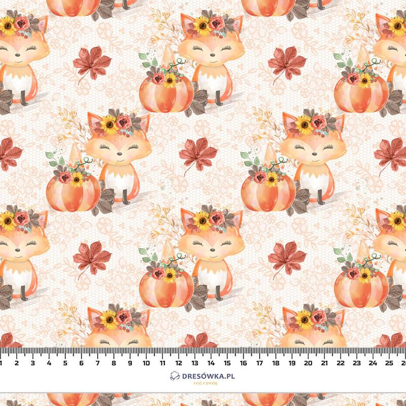 FOXES AND PUMPKINS pat. 1 / white (FOXES AND PUMPKINS) - softshell
