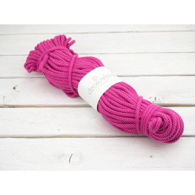Strings cotton hank 8mm - FUCHSIA