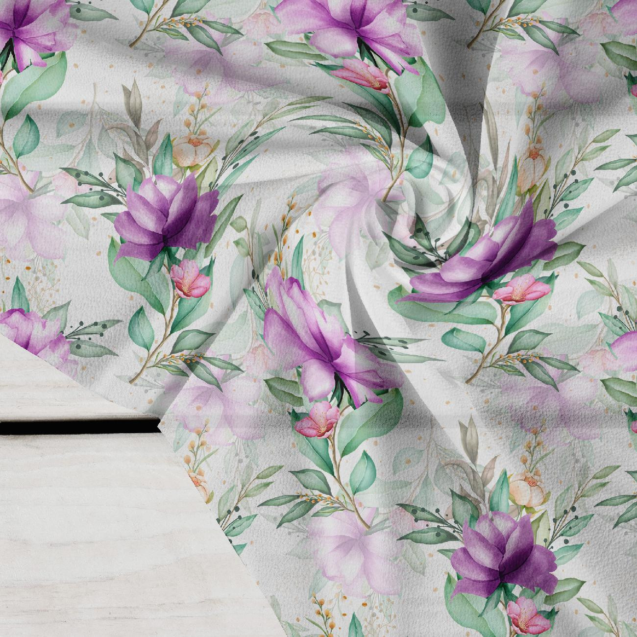 MOTÝLCI / barevná - Krep