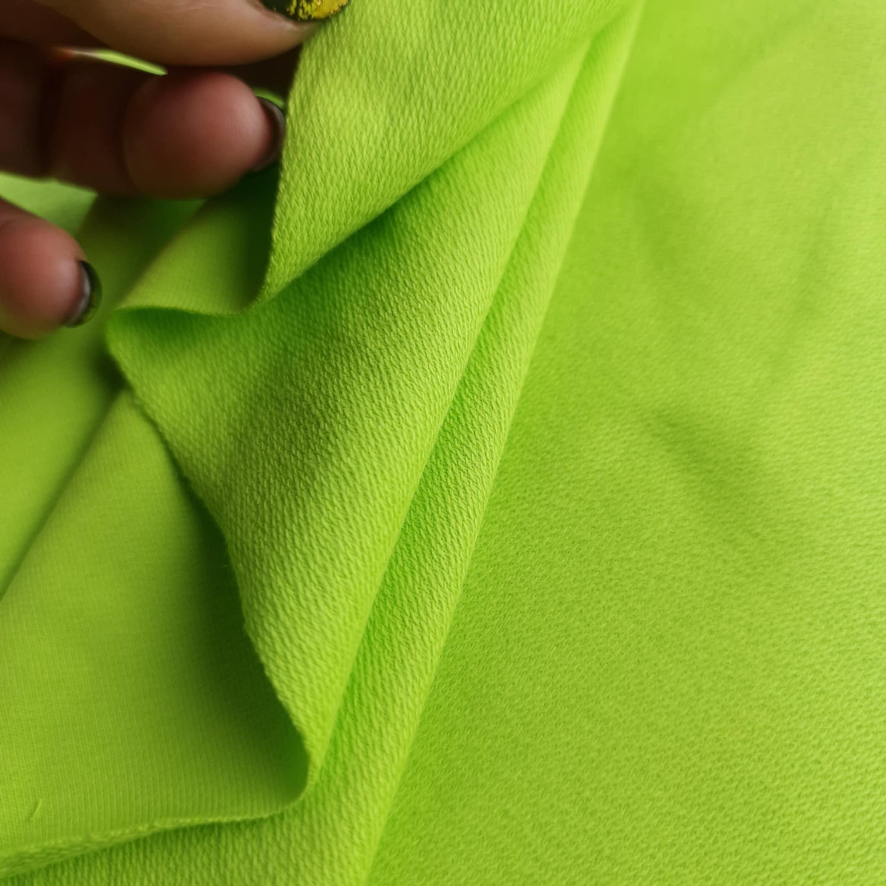 Prémiová teplákovina s jemnou smyčkou - GREEN NEON