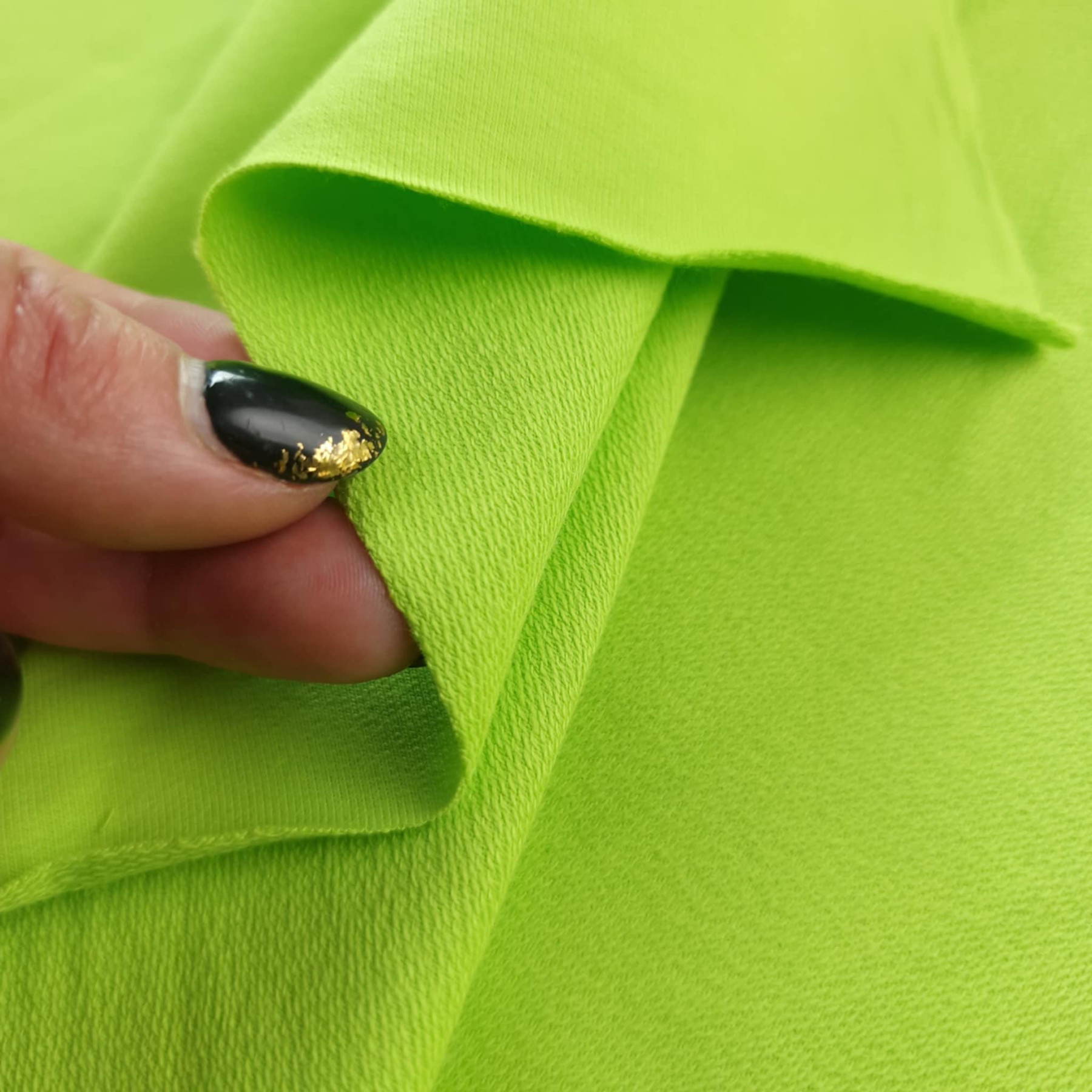 Prémiová teplákovina s jemnou smyčkou - GREEN NEON