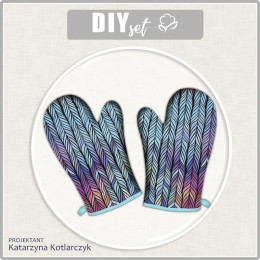 KUCHYŇSKÉ RUKAVICE - PLETENEC / duhová