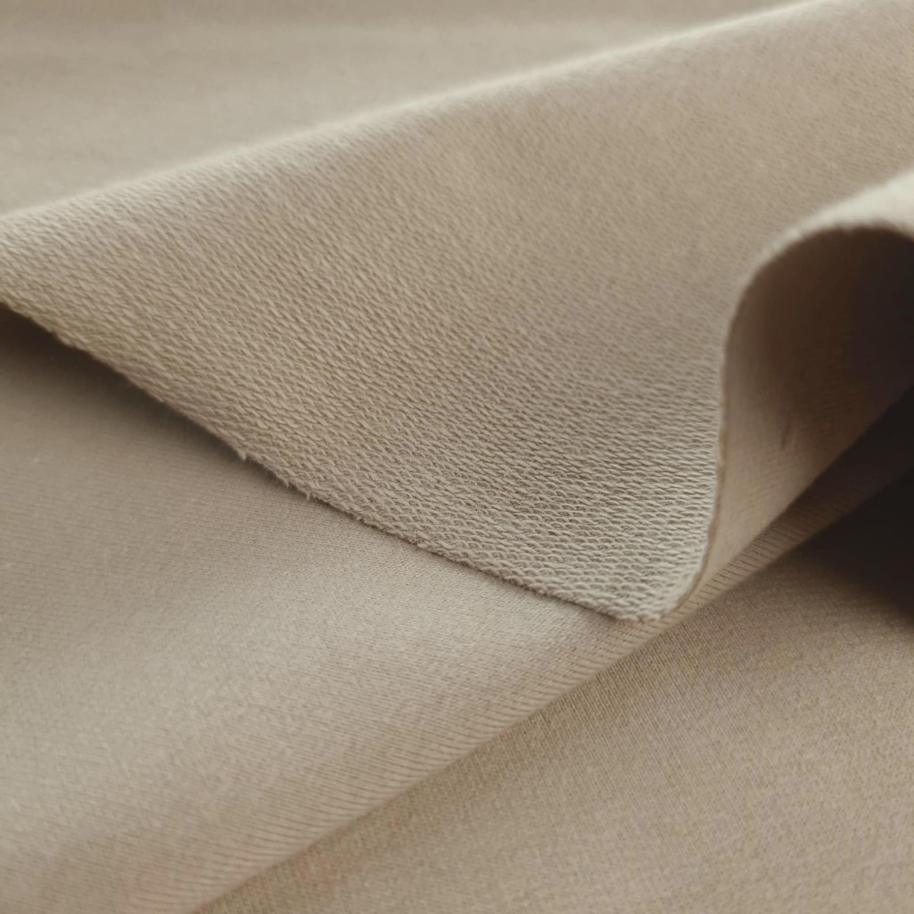 Prémiová teplákovina s jemnou smyčkou - BEIGE