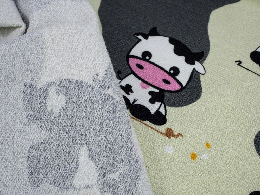 COWS ON BEIGE - looped knit 