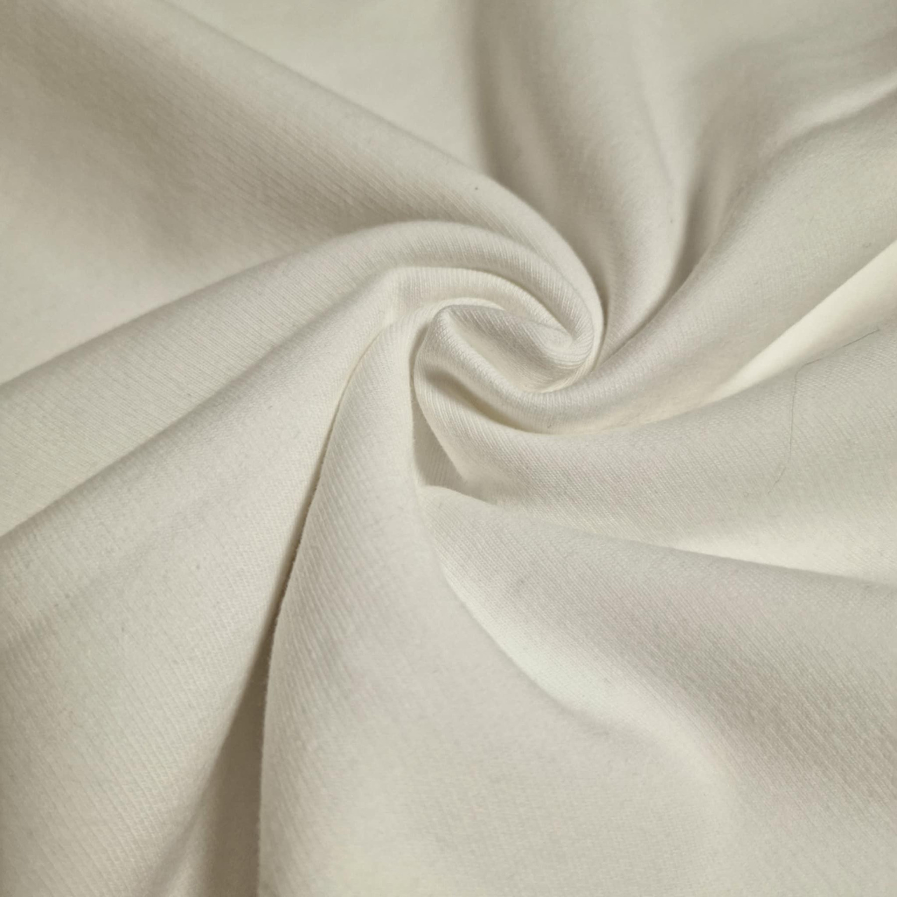 Thick brushed sweatshirt D300 - Cloud Dancer/ ECRU (D-02) 