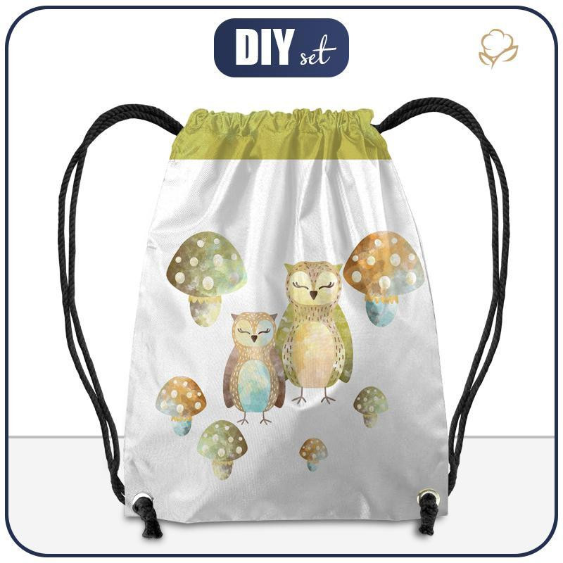 GYM BAG - OWLS AND FLY AGARICS (FOREST ANIMALS) - sewing set