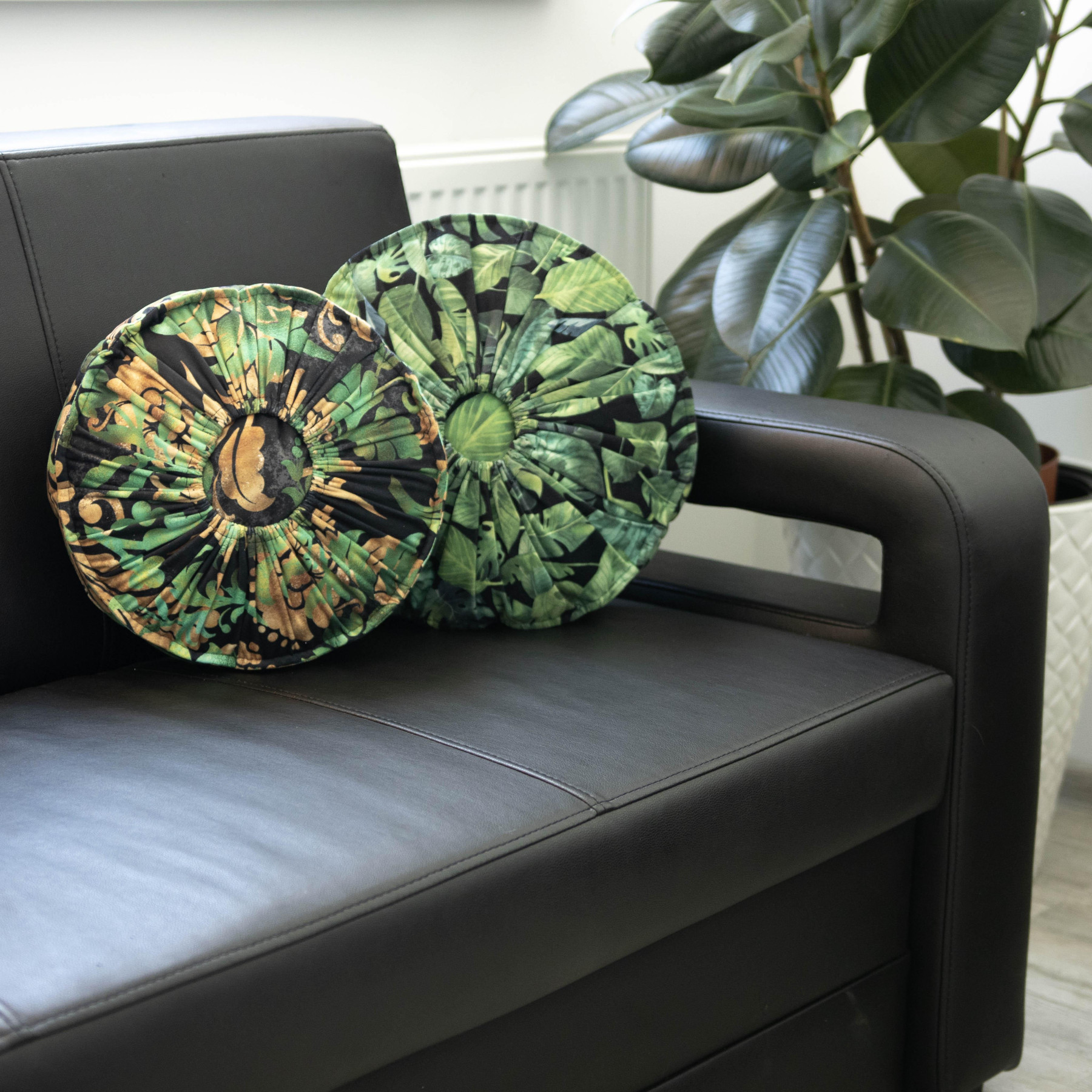 DECORATIVE CUSHION - TROPICAL LEAVES pat. 2 / black - sewing set