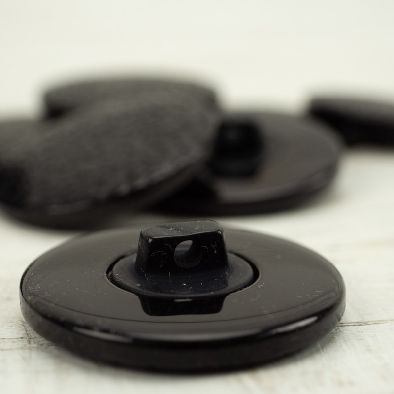Round plastic button matte small - black